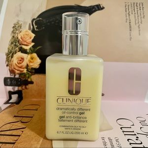 Clinique Dramatically Different™ Moisturizing Gel 200ml